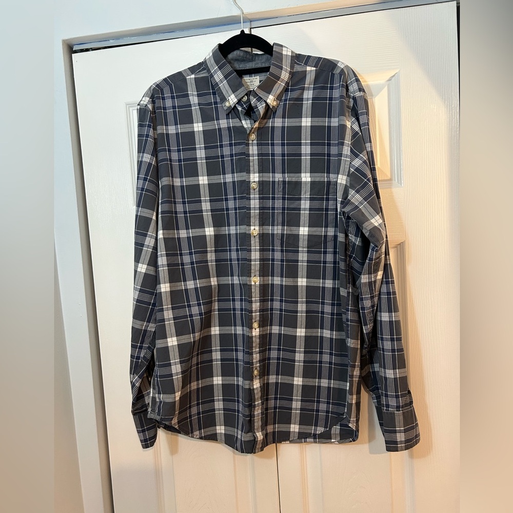 J.Crew Plaid Button Down Shirt Men’s M Blue Gray 100% Cotton Long Sleeve